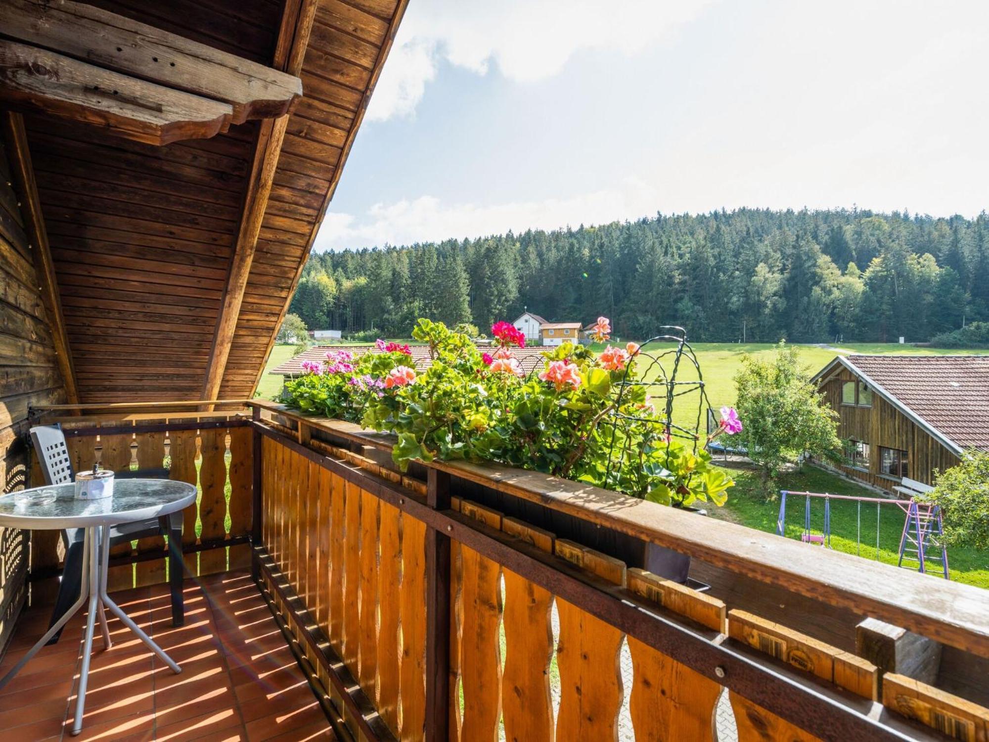 Flat On A Farm Near The Arber Ski Area Neukirchen beim Heiligen Blut Exterior foto